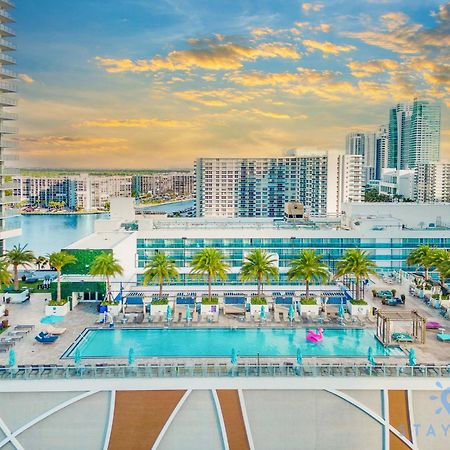 Luxury With Stunning View, Balcony, Amazing Pools Hollywood Exterior foto