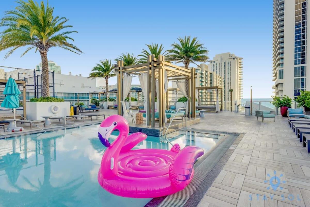 Luxury With Stunning View, Balcony, Amazing Pools Hollywood Exterior foto