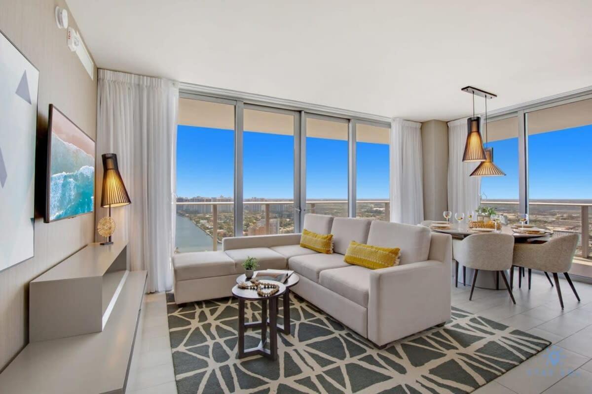 Luxury With Stunning View, Balcony, Amazing Pools Hollywood Exterior foto
