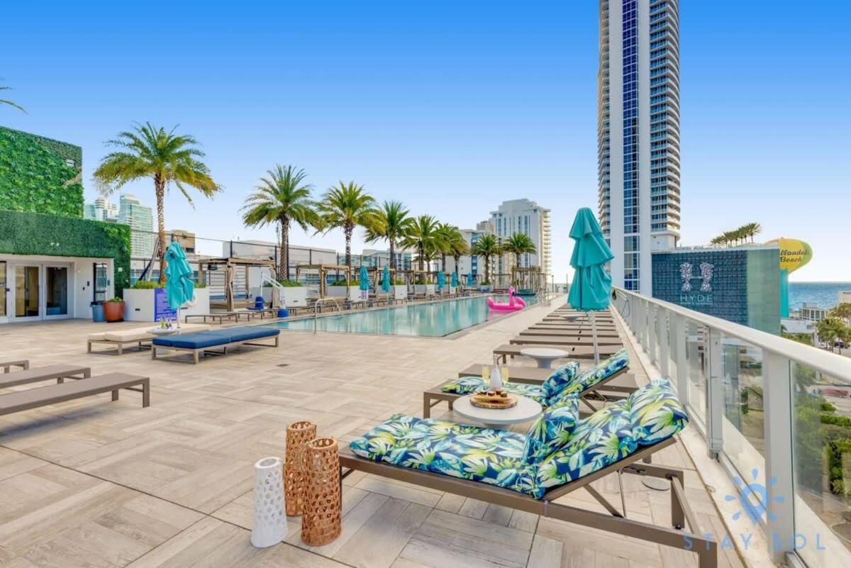 Luxury With Stunning View, Balcony, Amazing Pools Hollywood Exterior foto