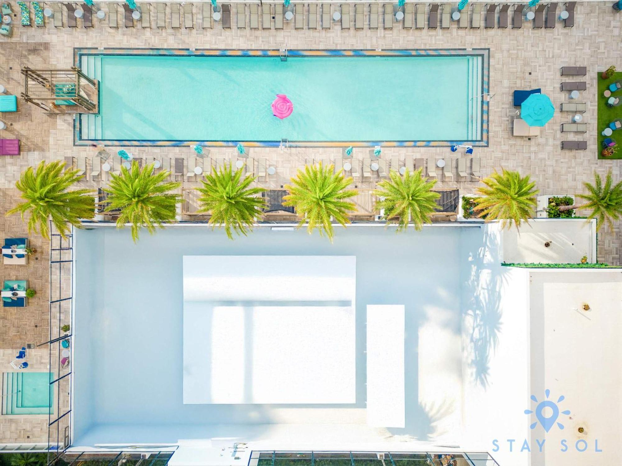 Luxury With Stunning View, Balcony, Amazing Pools Hollywood Exterior foto